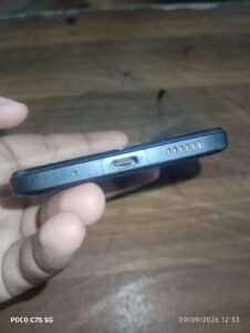Poco M5